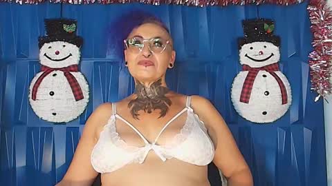 Sandy Rose online show from December 9, 8:44 pm