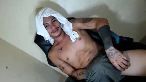 Snapshot of sangre_adamusxxx chatting on March 11, 8:48 pm sangre_adamusxxx online show from March 11, 8:48 pm