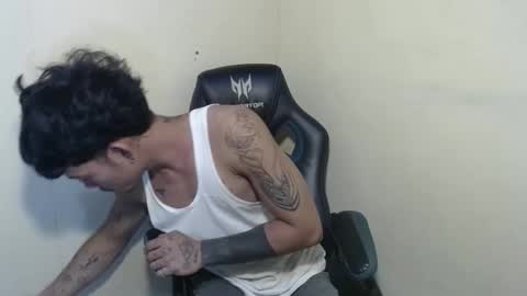 Snapshot of sangre_adamusxxx chatting on March 22, 10:24 pm sangre_adamusxxx online show from March 22, 10:24 pm