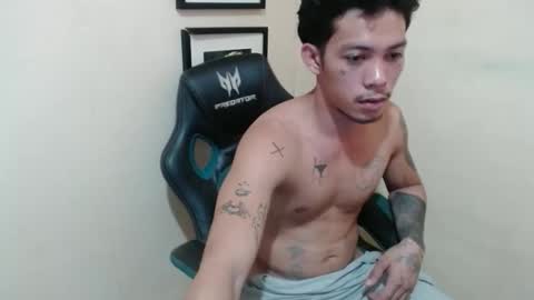 Snapshot of sangre_adamusxxx chatting on April 1, 2:23 am sangre_adamusxxx online show from April 1, 2:23 am