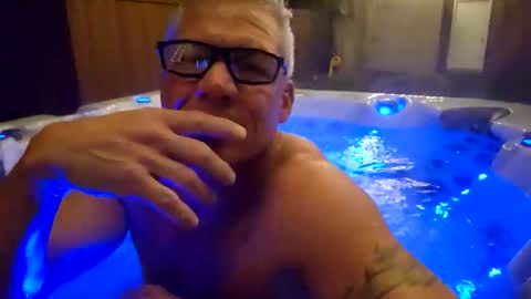 Snapshot of sanpan25 chatting on October 24, 2:52 am sanpan25 online show from October 24, 2:52 am