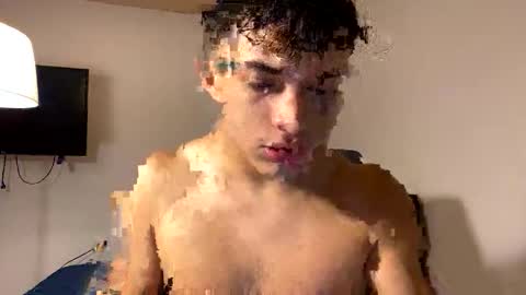 Snapshot of santi36rt chatting on January 11, 11:32 pm santi36rt online show from January 11, 11:32 pm