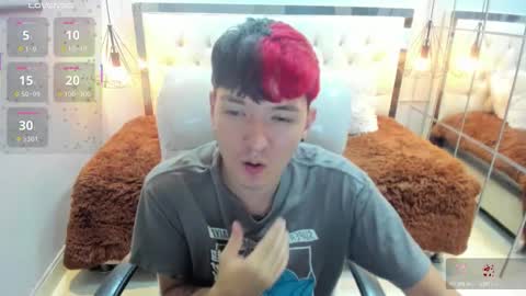 Snapshot of santiago_morgan chatting on March 13, 10:38 pm SANTIAGO online show from March 13, 10:38 pm