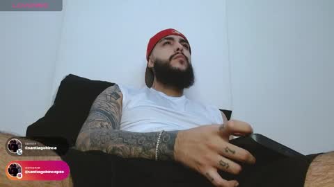 Snapshot of santiagohincapiie chatting on April 7, 2:23 am Santiago Hincapiie online show from April 7, 2:23 am