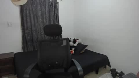 Snapshot of santiceballo chatting on April 11, 12:26 am Julius Novachrono online show from April 11, 12:26 am