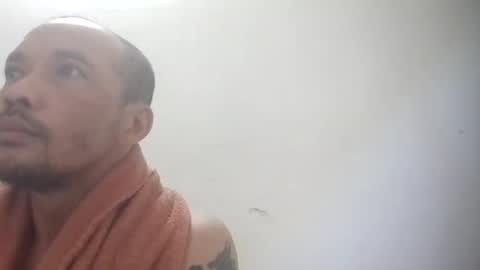 Snapshot of santichai561323 chatting on November 10, 12:53 am santichai561323 online show from November 10, 12:53 am