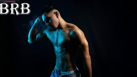 Santiago Seans online show from May 10, 1:16 pm