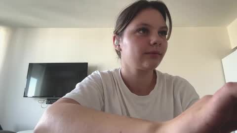 Anna online show from February 6, 8:51 am