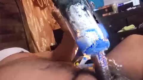 santos2131989 online show from May 13, 2:47 pm