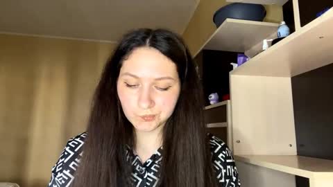 Snapshot of santosfiora chatting on October 5, 10:35 am Anna online show from October 5, 10:35 am