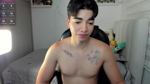 Mr. Santiago online show from November 22, 1:21 pm