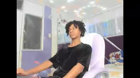 santy online show from January 15, 1:10 am