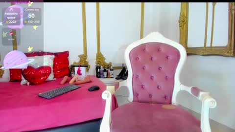 Snapshot of santy_carrington chatting on February 4, 7:00 pm Santiago Carrington online show from February 4, 7:00 pm