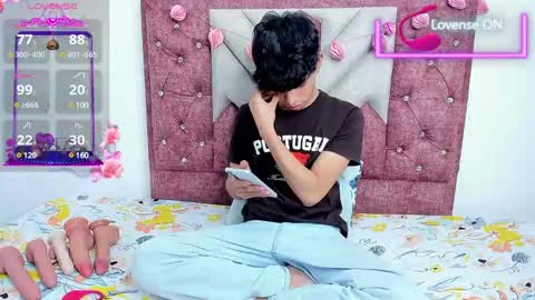 Snapshot of santy_carrington chatting on March 7, 8:55 pm Santiago Carrington online show from March 7, 8:55 pm