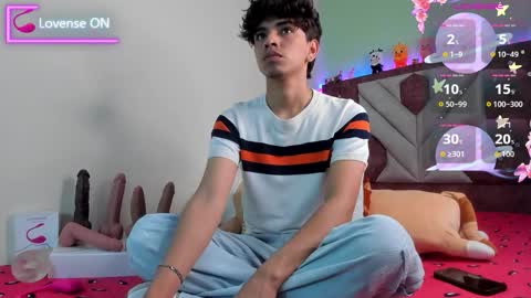 Snapshot of santy_carrington chatting on September 27, 11:59 am Santiago Carrington online show from September 27, 11:59 am