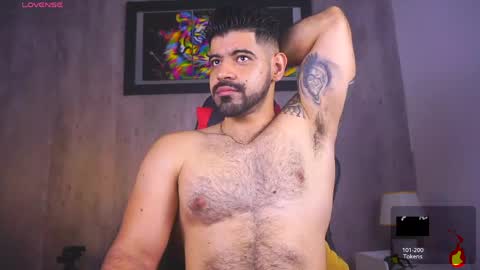 santiago online show from May 8, 9:47 am