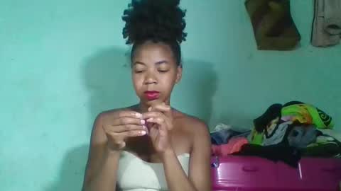 sanyah0123 online show from November 10, 7:29 am