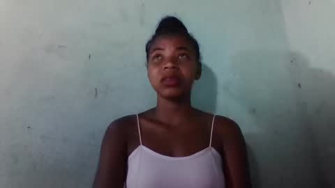 sanyah0123 online show from November 16, 4:01 pm