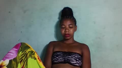 sanyah0123 online show from November 26, 4:35 am