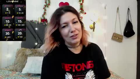 sanyaseraphine0 online show from May 12, 8:17 pm