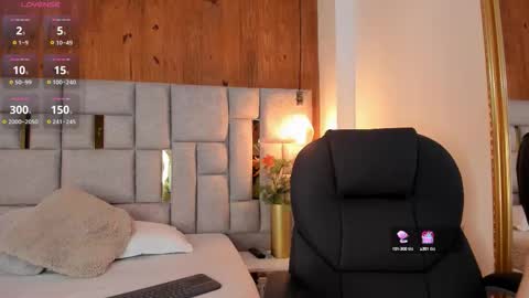 Saori  online show from October 2, 11:28 am