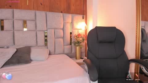 Saori  online show from October 22, 12:05 pm