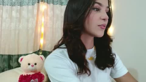 saorisworld online show from February 2, 12:09 am