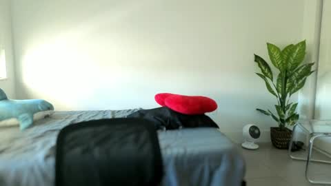 sapphir3xoxo online show from September 26, 1:59 pm