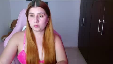 Snapshot of sara_160 chatting on July 18, 7:50 pm sara_160 online show from July 18, 7:50 pm