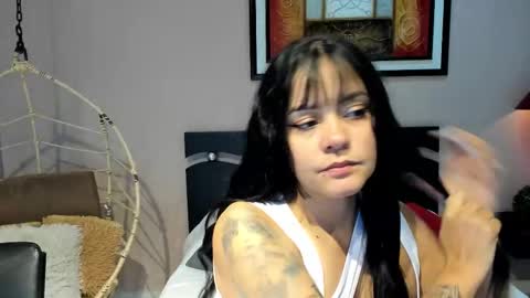 Snapshot of sara__michell chatting on October 12, 12:04 pm online show from October 12, 12:04 pm