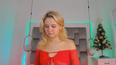 Sara online show from December 2, 3:47 am
