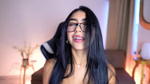 Sara  online show from December 30, 3:46 pm