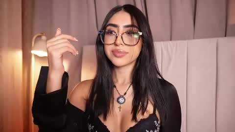 Sara  online show from May 14, 12:06 am