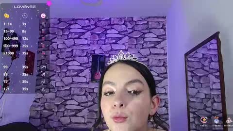 Sara  online show from January 31, 9:37 am