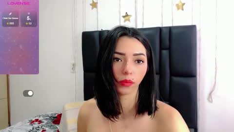 Sara  online show from February 4, 1:39 pm