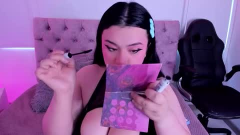 SARA ARIAS  online show from September 20, 11:44 am