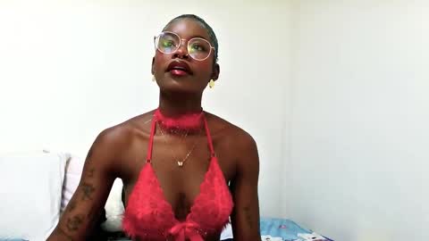 Snapshot of sara_brown18 chatting on March 16, 2:54 pm Sara online show from March 16, 2:54 pm