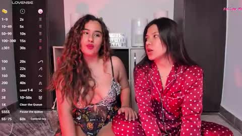 Snapshot of sara_candy_delicious chatting on October 25, 1:13 am  Sara London  online show from October 25, 1:13 am