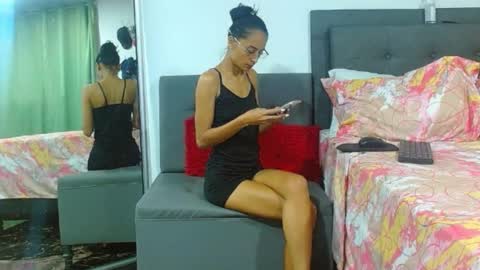 Snapshot of sara_carmona chatting on March 2, 10:48 pm SARA online show from March 2, 10:48 pm