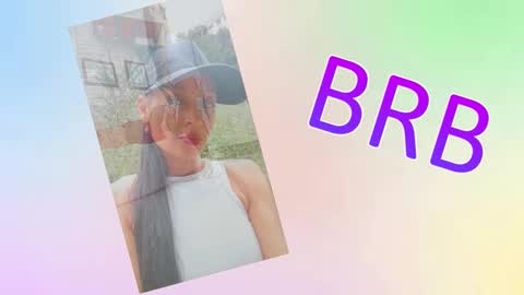 Snapshot of sara_carmona chatting on March 4, 9:48 am SARA online show from March 4, 9:48 am