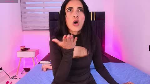 Sara Cook online show from April 22, 11:56 am