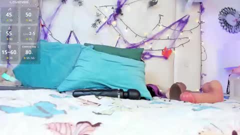 Sara online show from October 26, 10:58 pm