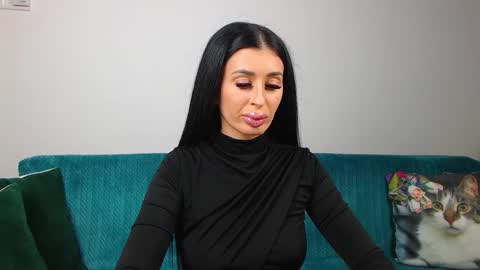 Im Sara I am happy to be here  online show from December 14, 5:29 pm