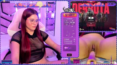 Snapshot of sara_hil chatting on December 10, 1:54 am Sara online show from December 10, 1:54 am