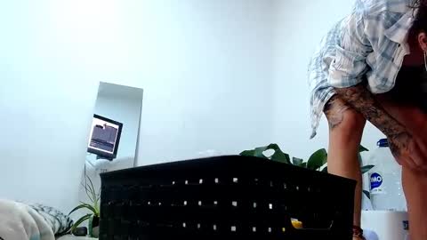 sara_johnson__ online show from November 5, 12:10 am