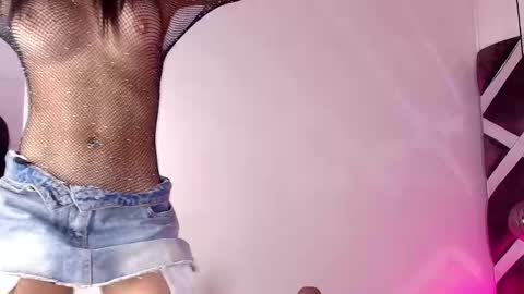 Snapshot of sara_lopee1 chatting on September 21, 11:56 am sara_lopee1 online show from September 21, 11:56 am