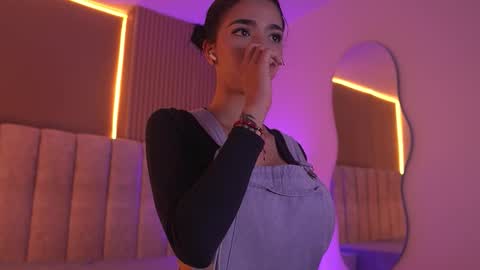 sara_lopee1 online show from February 26, 11:53 am