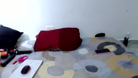 Snapshot of sara_love43 chatting on January 26, 4:51 pm Sara love online show from January 26, 4:51 pm