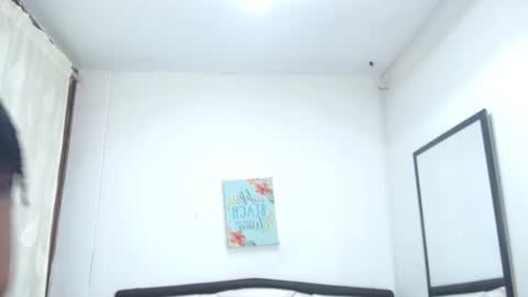 Snapshot of sara_marks chatting on April 18, 11:36 am S A R A online show from April 18, 11:36 am