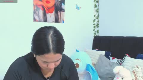 Snapshot of sara_mendez2_ chatting on April 13, 11:21 pm Sara Mendez online show from April 13, 11:21 pm